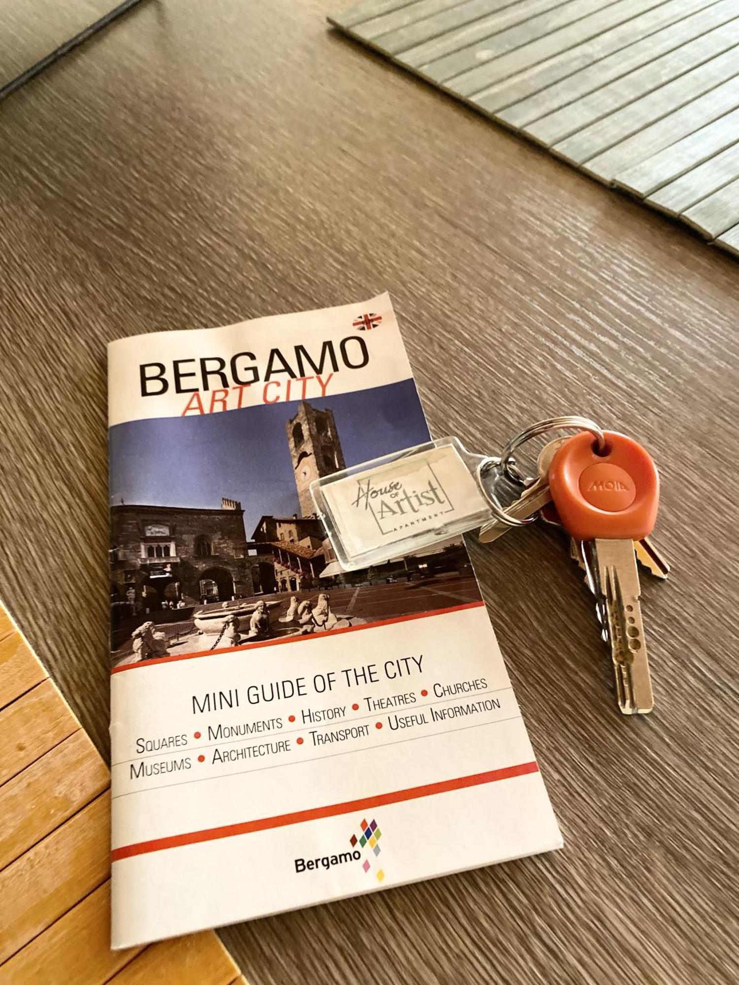Ferienwohnung House Of Artist Bergamo Exterior foto